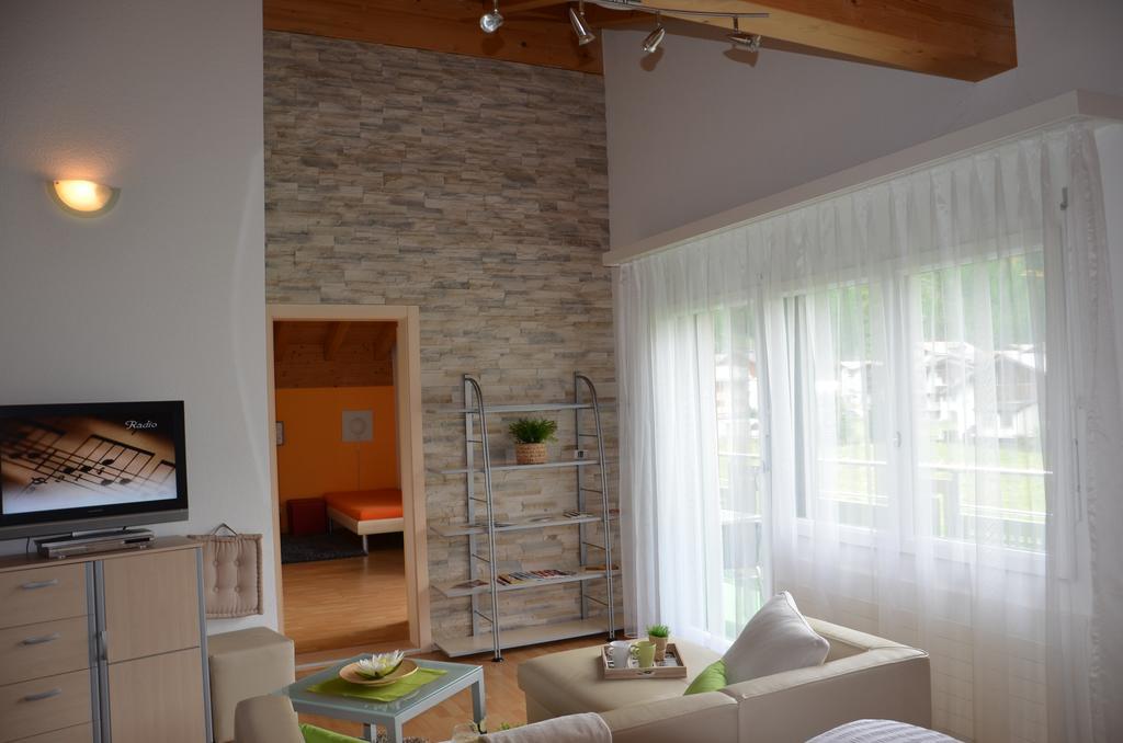 Haus Samurai Saas-Grund Habitación foto